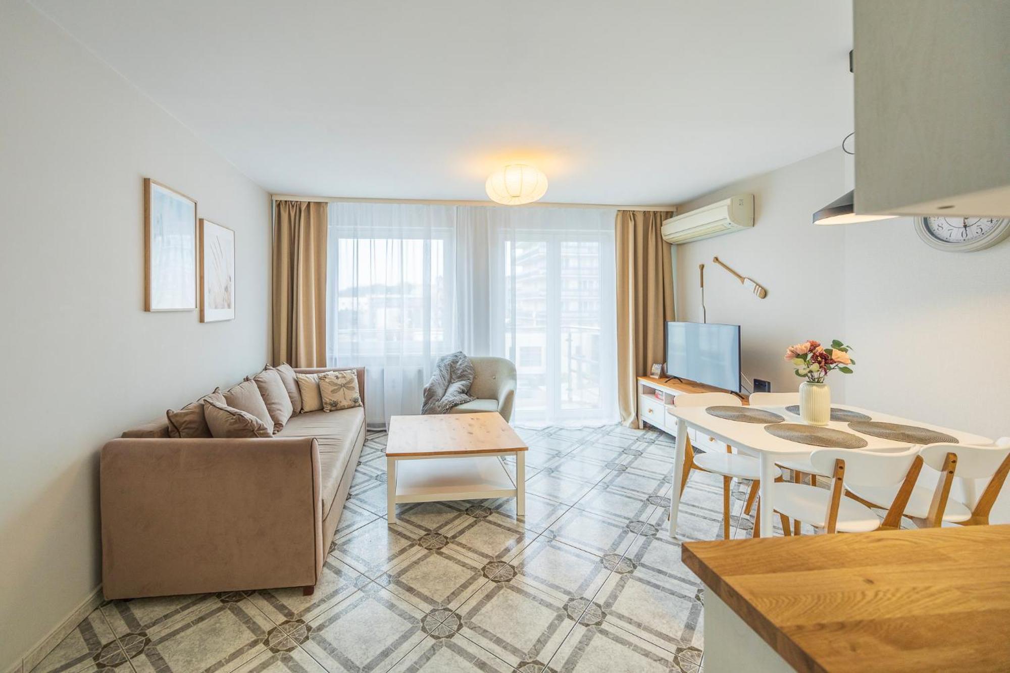 Apartament Reymonta 15 Surfingbird كولوبرزيغ المظهر الخارجي الصورة
